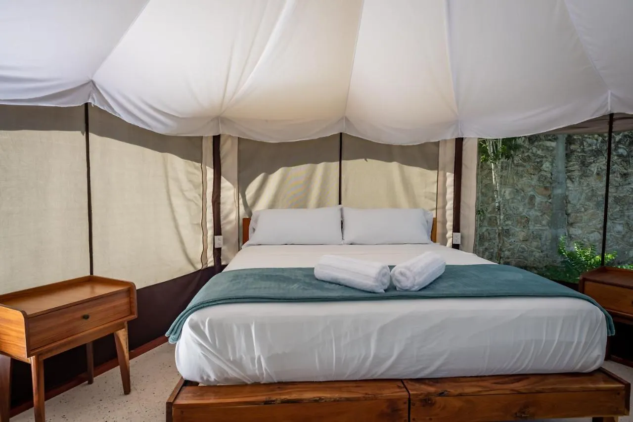 Hotel Xakluum Eco Glampings Puerto Morelos México